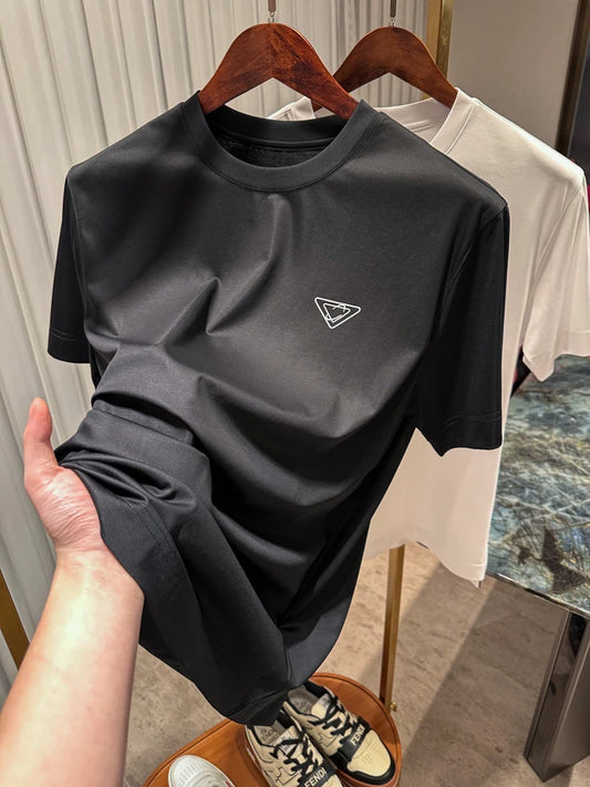 A Light and Thin Pure Cotton Short-sleeved T-shirt for Men That Is Not Easy To Deform, Allowing You To Feel The Beauty of Summer